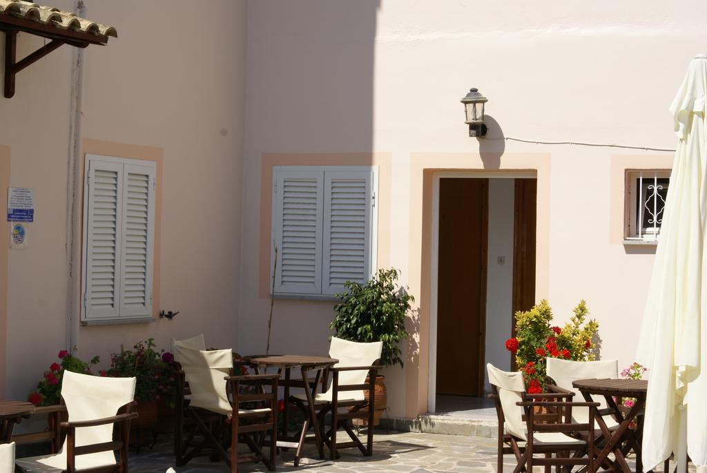 Andrianna Apartments Ammoudia Habitación foto