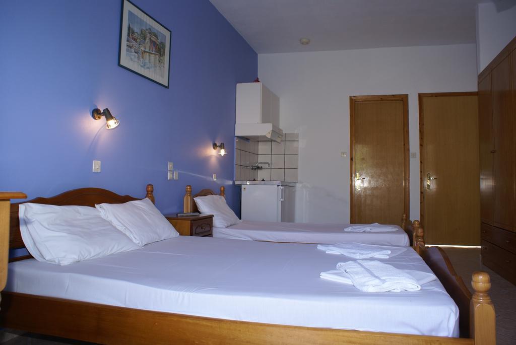 Andrianna Apartments Ammoudia Habitación foto